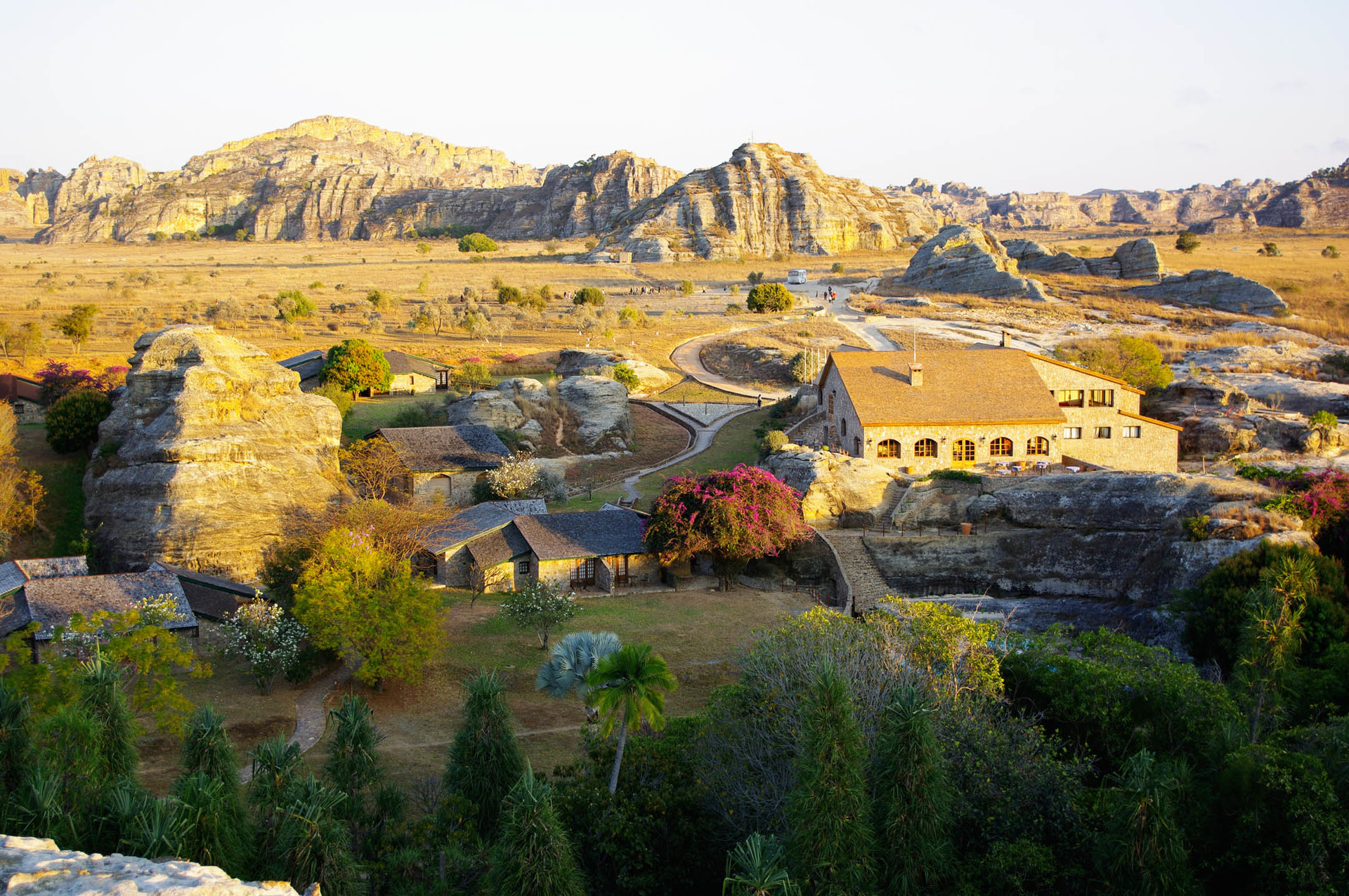Ausblick vom Relais de la Reine auf Madagaskar | Abendsonne Afrika