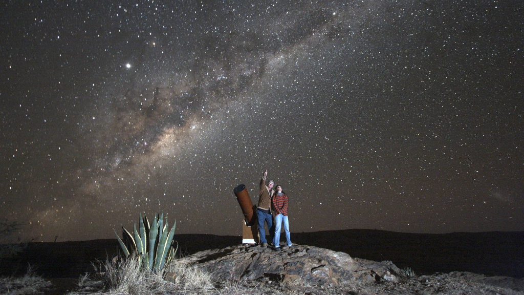 HEADER Sternenbeobachtung auf der Hakos Gästefarm I Abendsonne Afrika