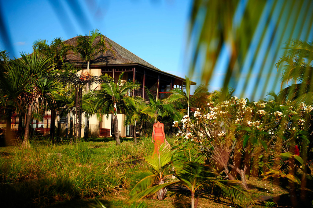 Gartenanlage im Palm Hotel &amp; Spa auf La Réunion | Abendsonne Afrika