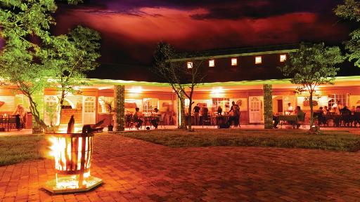 Damara Mopane Lodge | Abendsonne Afrika