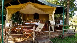 Luxuszelt im Mara Explorer Luxury Tented Camp in Kenia | Abendsonne Afrika