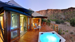 Chalet der Dwyka Tented Lodge in Südafrika | Abendsonne Afrika