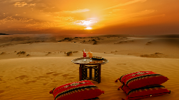 Ausblick vom 1000 Nights Camp im Oman | Abendsonne Afrika