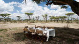 Lunch im Olakira Camp in Tansania | Abendsonne Afrika