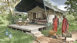 Einheimische im Porini Mara Camp in Kenia | Abendsonne Afrika