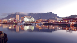 Waterfront in der Nähe des One &amp; Only Cape Town in Südafrika | Abendsonne Afrika